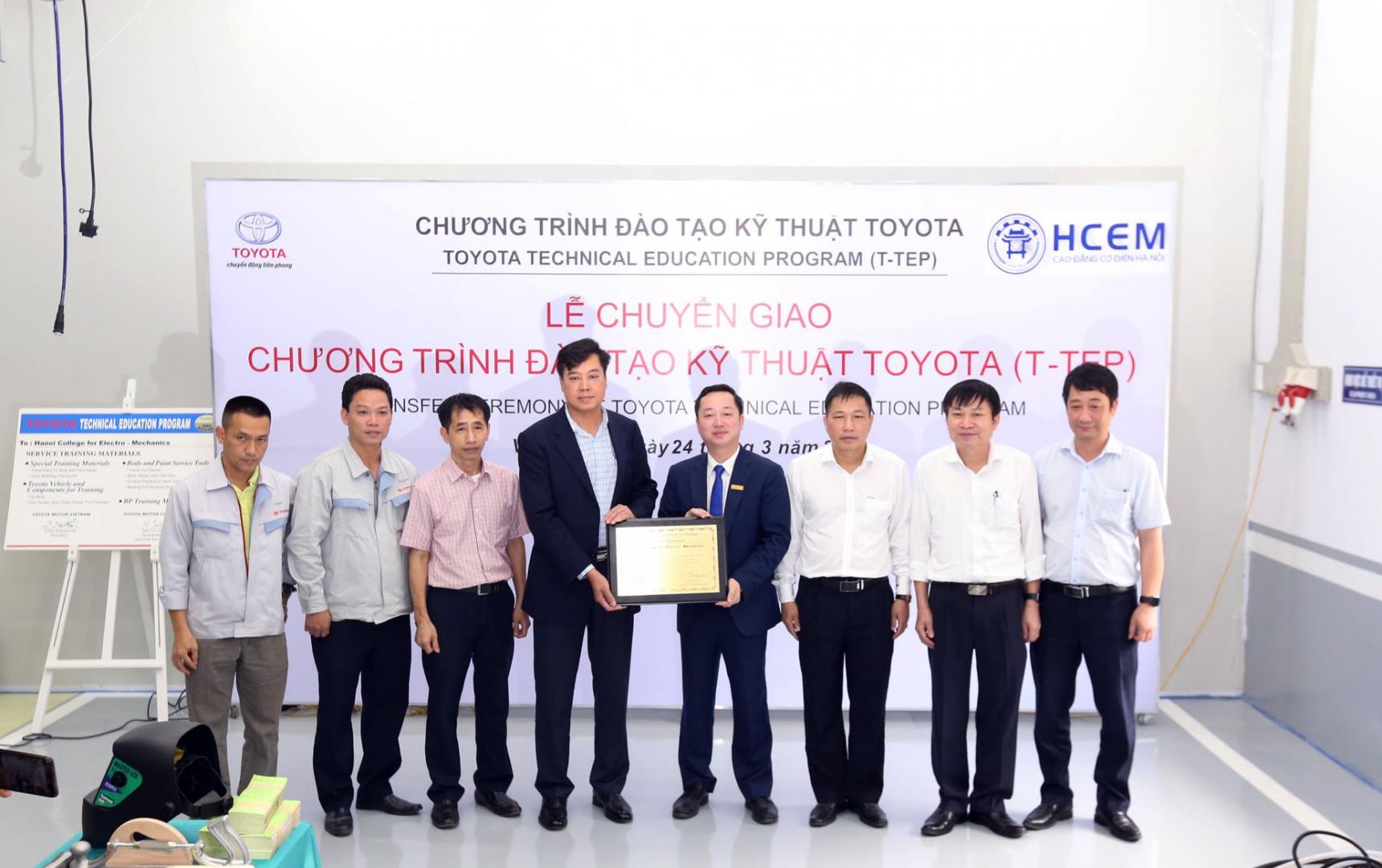 Toyota Việt Nam tiếp tục mở rộng Chương trình Đào tạo Kỹ thuật Toyota