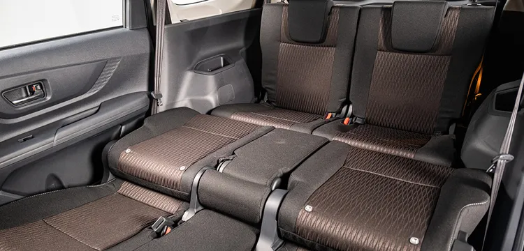 https://www.toyota.com.vn//Resources/Images/061916F76A35099B8887176EE31C8335.jpg