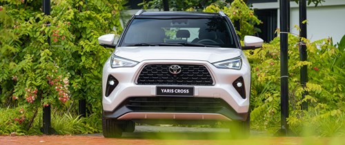 trải nghiệm yaris cross hybrid