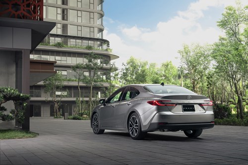 đánh giá camry hybrid
