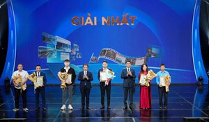 Lễ trao giải Giải thưởng “Báo chí tuyên truyền về an toàn giao thông năm 2024”