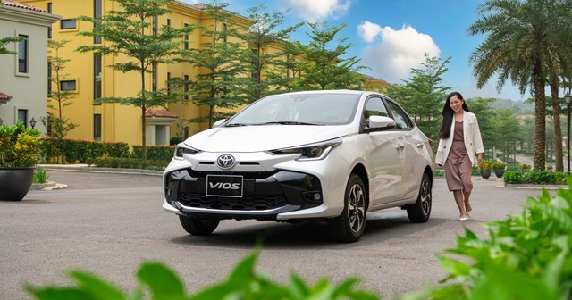 Giá xe Vios lăn bánh: Giá bán, chi phí đăng ký và đánh giá xe 