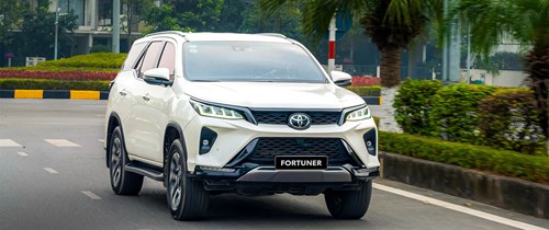toyota 7 chỗ
