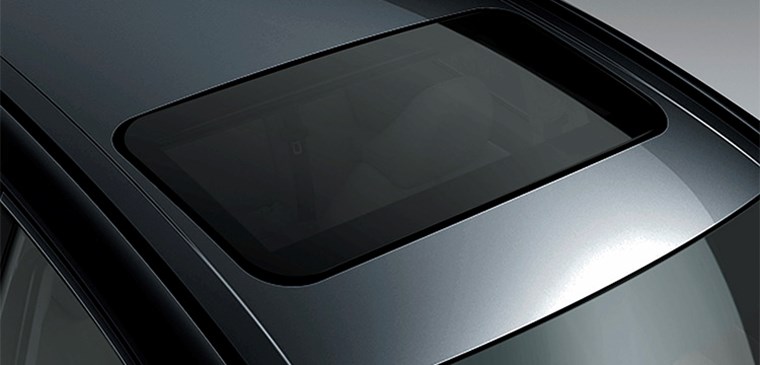 Cửa sổ trời tự động bằng điện Toyota Camry 2023