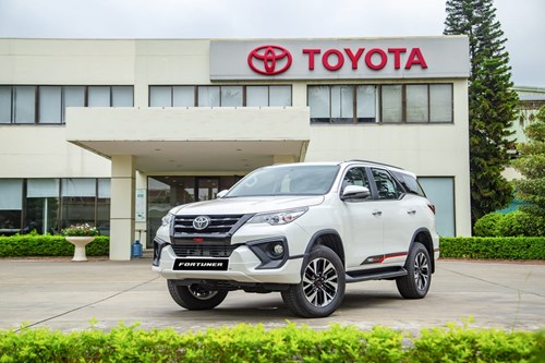 Toyota Fortuner TRD