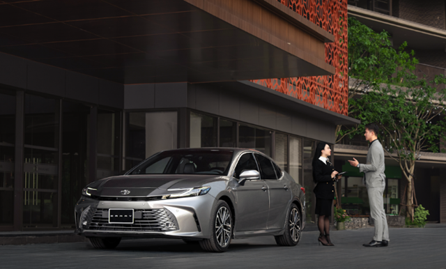Mua Camry trả góp 2026: Thủ tục, Lãi suất, Các gói vay