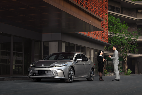 đánh giá camry hybrid