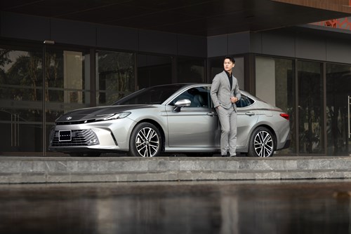 đánh giá toyota camry