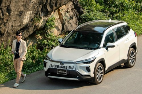 Mua trả góp Corolla Cross là gì?