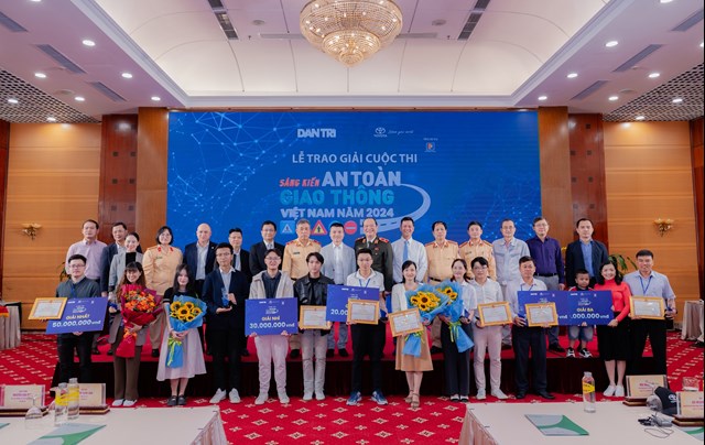 Lễ trao giải Chương trình Sáng kiến An toàn Giao thông Việt Nam 2024