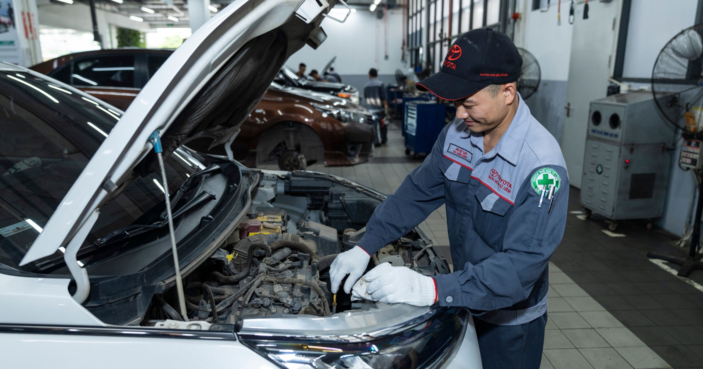 Xe Toyota bị báo lỗi động cơ: Dấu hiệu và cách xử lý