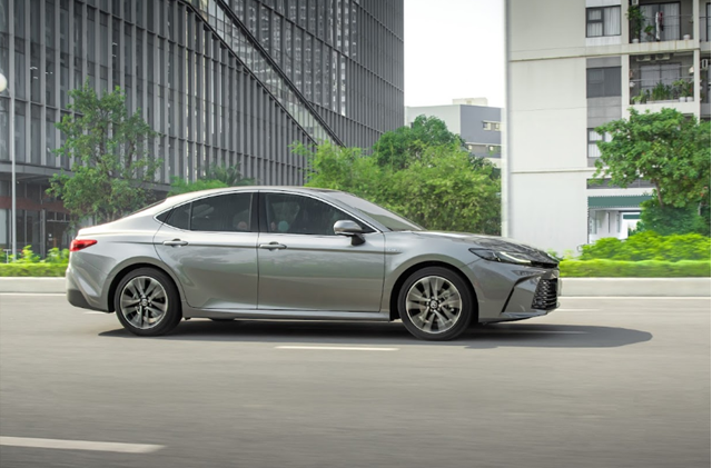 Kích thước xe Camry: Rộng rãi và thoải mái cho mọi hành trình