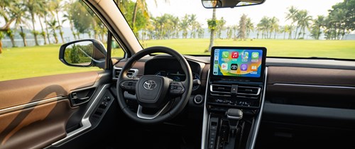 Trải nghiệm Innova Cross Hybrid