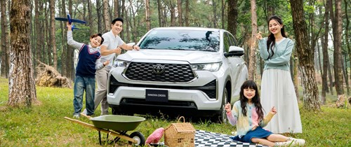 giá xe hybrid tại việt nam
