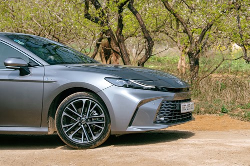 Camry Qua Các Đời