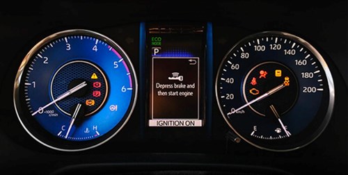 Bảng đồng hồ táp lô của xe Toyota Fortuner máy xăng