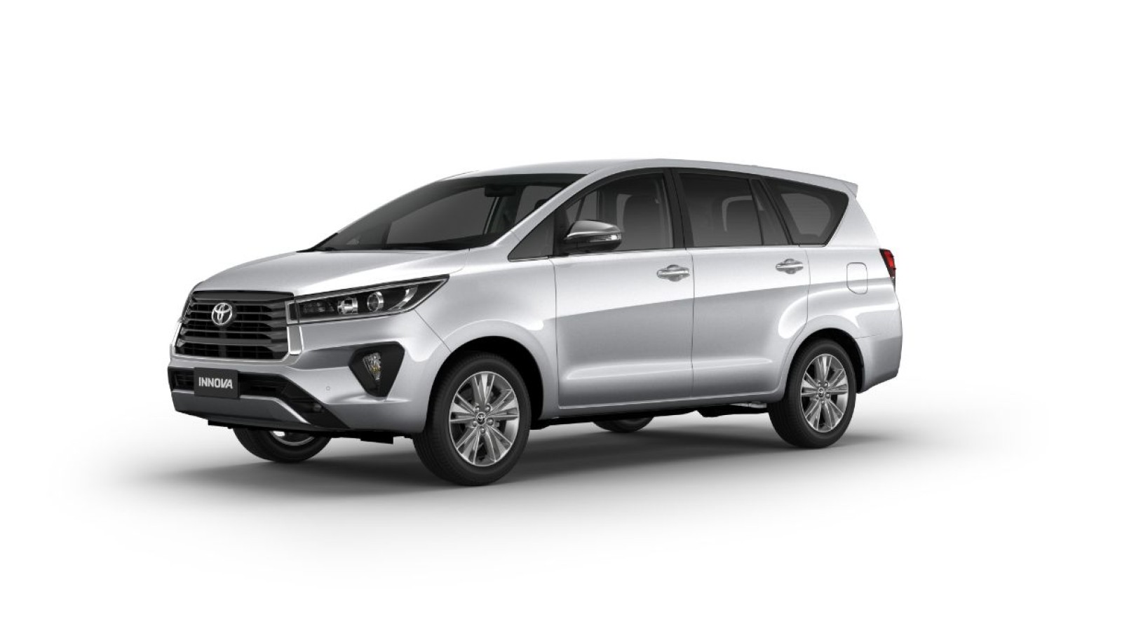 Nội thất Toyota Innova 2023: Hình ảnh, giá niêm yết và ưu đãi mới nhất