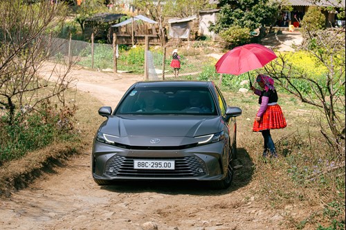 Camry Qua Các Đời