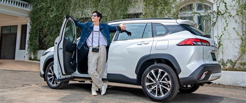 xe hybrid 5 chỗ gầm cao