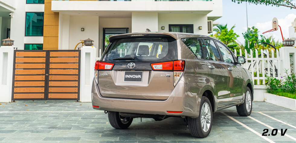Thiết kế đuôi xe Toyota Innova 2023