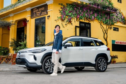 Cân nhắc nhiều vấn đề trước khi mua trả góp Corolla Cross