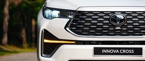 review innova cross hev