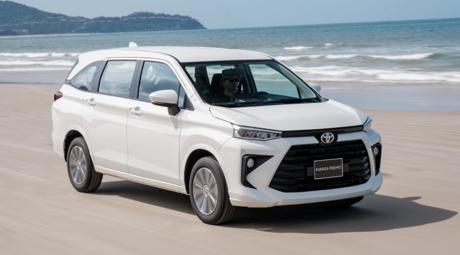 Nội thất Toyota Avanza Premio 2023: Hình ảnh, giá lăn bánh và ưu đãi 07/2023