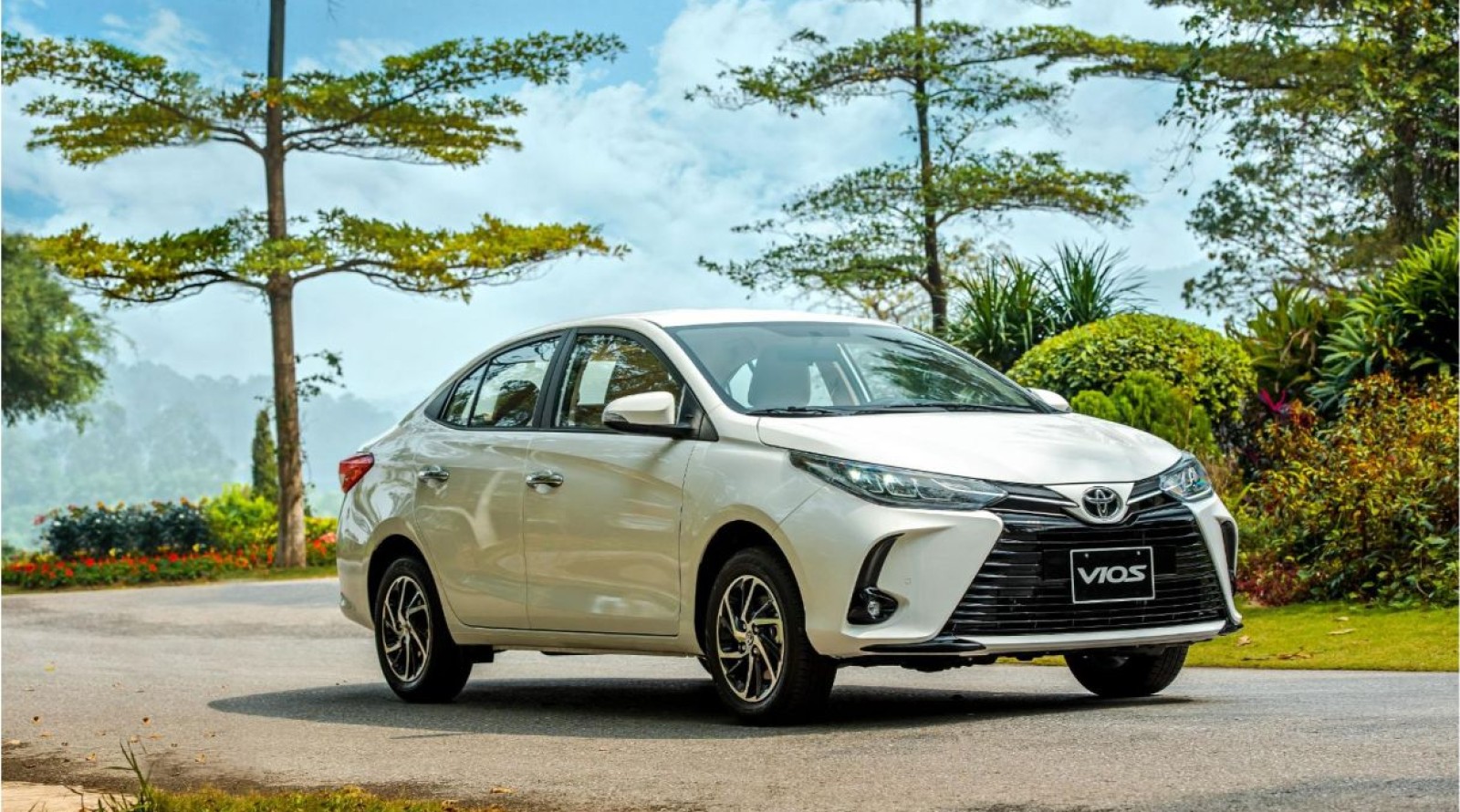 Toyota Vios 5 chỗ: Giá niêm yết và ưu đãi mới nhất (tháng 06/2023)