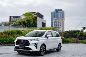 Toyota Veloz Cross: Giá lăn bánh, TSKT xe và ưu đãi