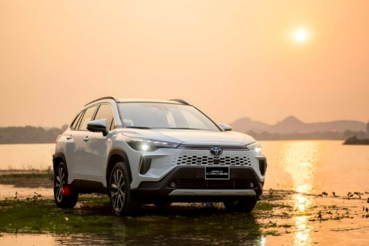 Cập nhật giá xe Toyota Corolla mới nhất