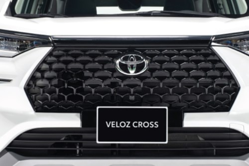 Đánh giá Veloz Cross về ngoại thất phần đầu xe