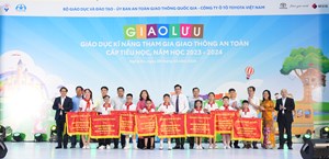 “Toyota cùng em học An toàn giao thông” 2023 – 2024