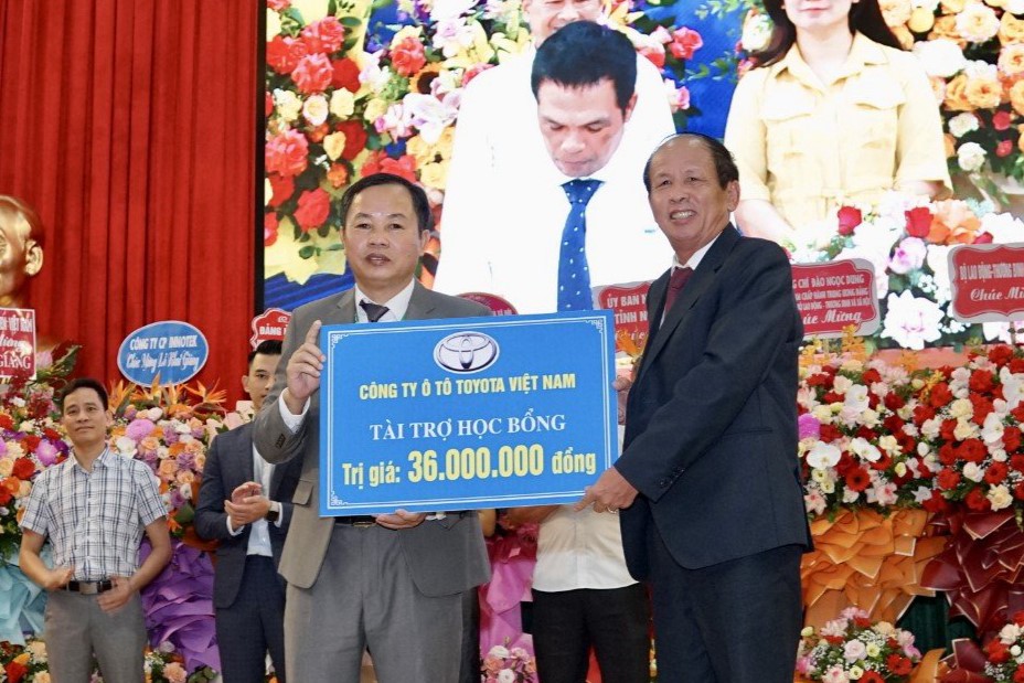 Toyota Việt Nam trao tặng 200 suất Học bổng hỗ trợ sinh viên ngành Kỹ thuật và Âm nhạc năm 2023