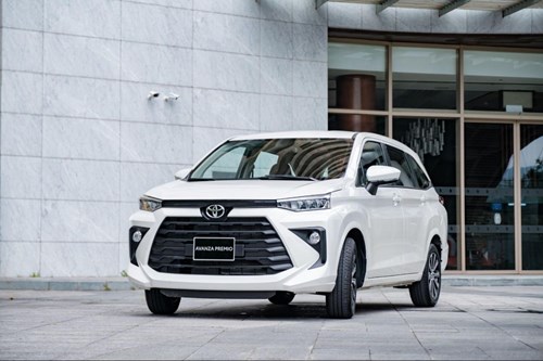 Ngoại thất Toyota 7 chỗ Avanza Premio