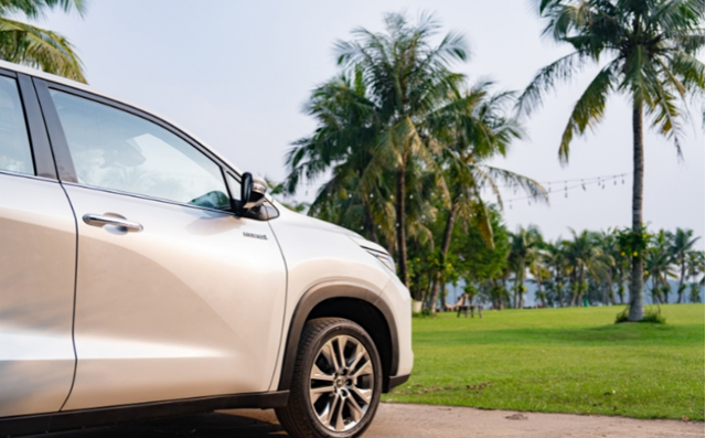 Tham Khảo Giá Xe Innova Cross 7 Chỗ Trả Góp Với Ưu Đãi Hấp Dẫn 