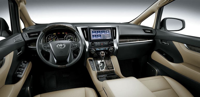 Các tiện nghi trong xe Toyota 7 chỗ Alphard Luxury